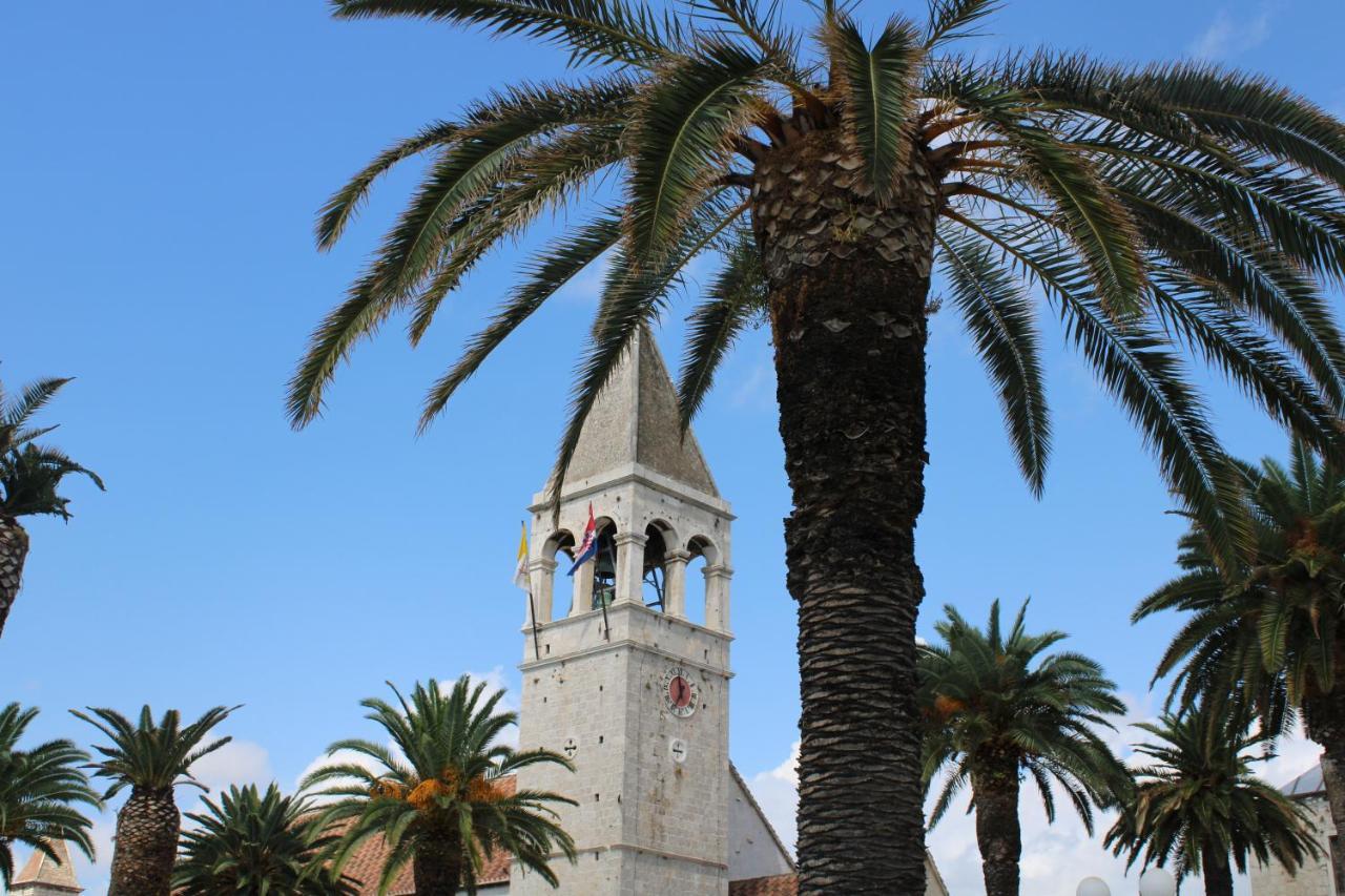 Macola * Trogir