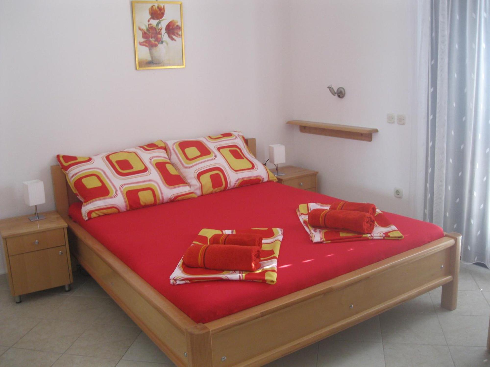 Macola Apartment *