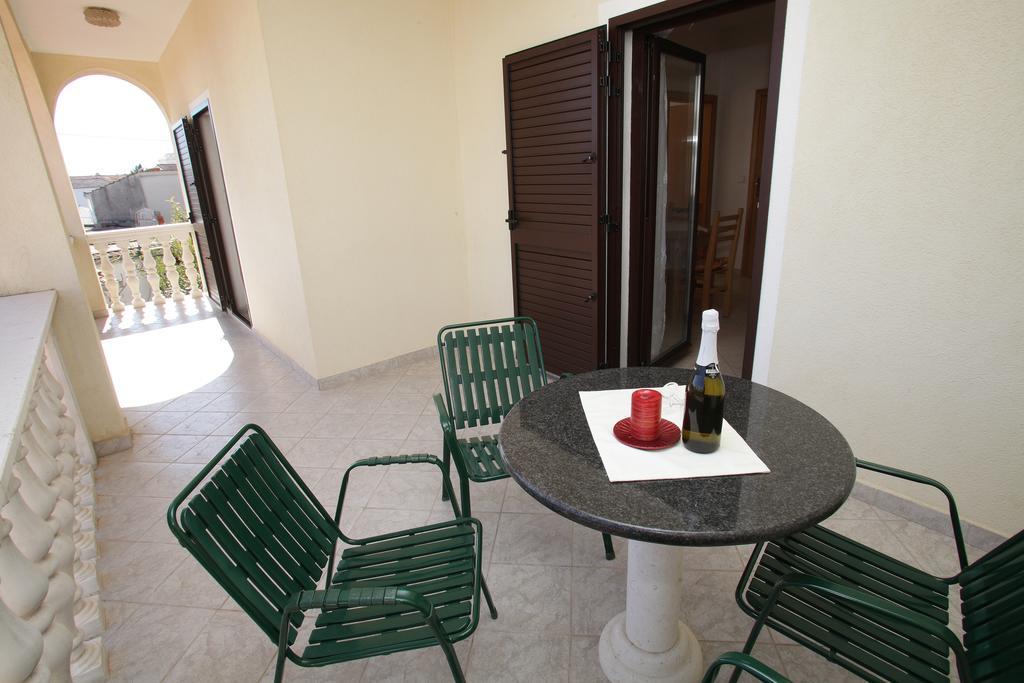 Macola Apartman